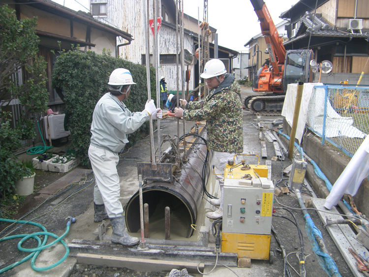 藤白都市下水路132支線管外取付工事  イメージ